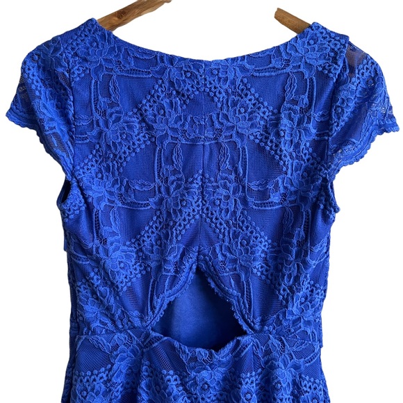 Bebe Blue Lace Cut Out Back Dress - Picture 7 of 8